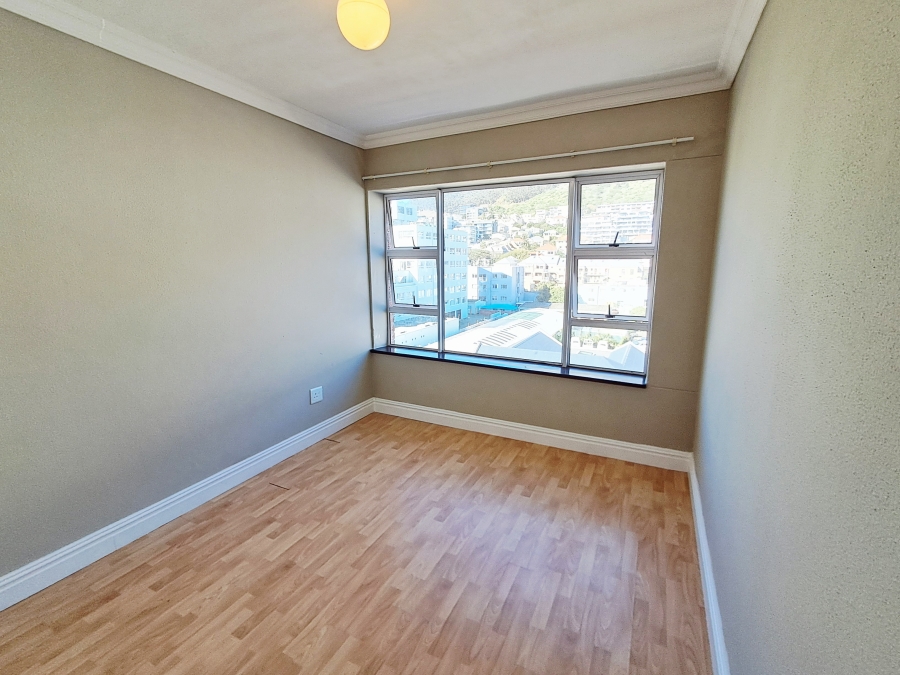 2 Bedroom Property for Sale in Sea Point Western Cape